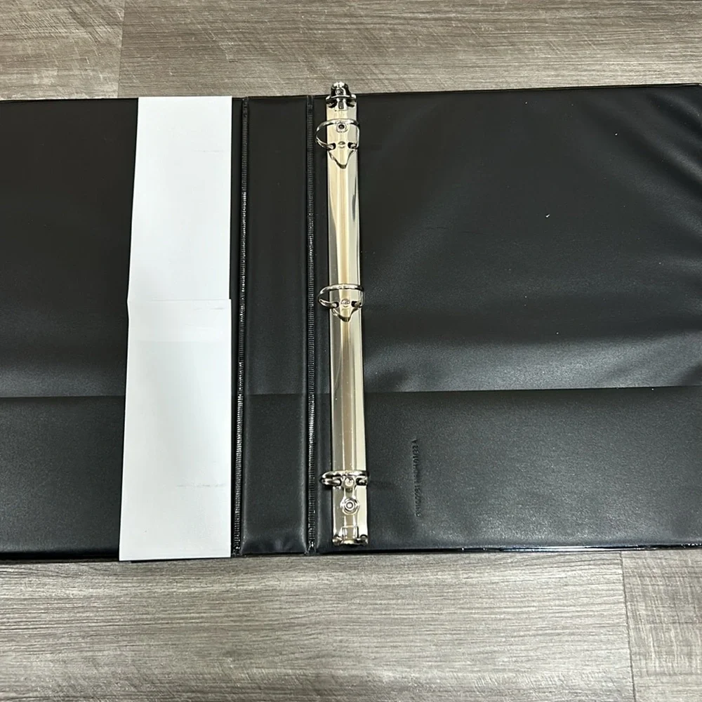 Yoobi x Marvel Spiderman d-ring 1 in binder